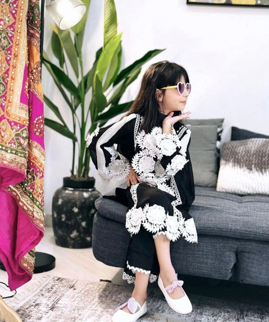 Kids Indian GEORGETTE EMBROIDERY WORK WEAR TOP BOTTOM WITH DUPATTA age 3to5