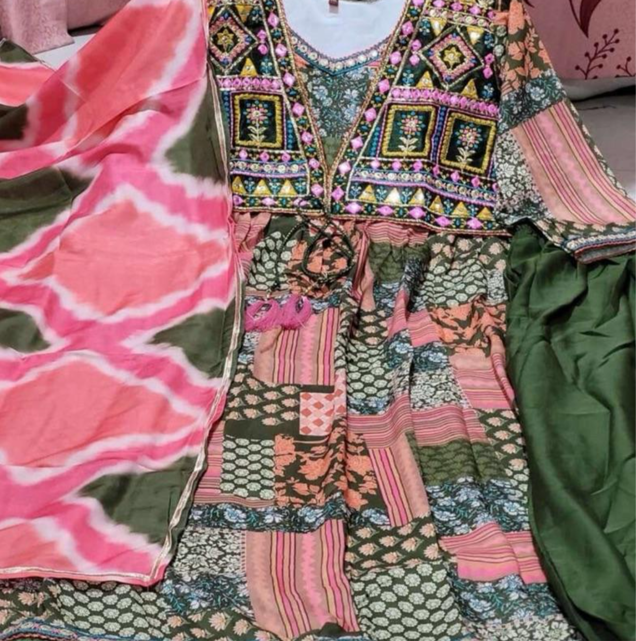 INDIAN FORMAL WEAR CHINON DIGITAL PRINT WORK TOP BOTTOM WITH DUPATTA PINK SIZE L