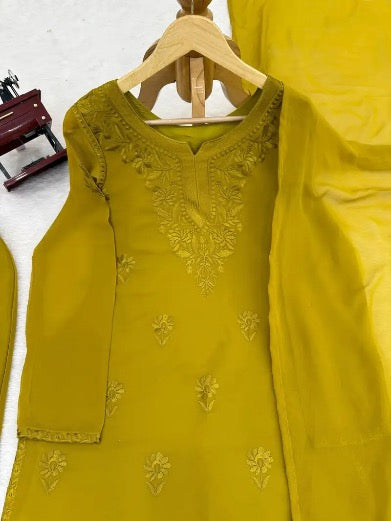 DESIGNER GEORGETTE INTRICATE THREAD WORK TOP BOTTOM WITH DUPATTA MEHNDI