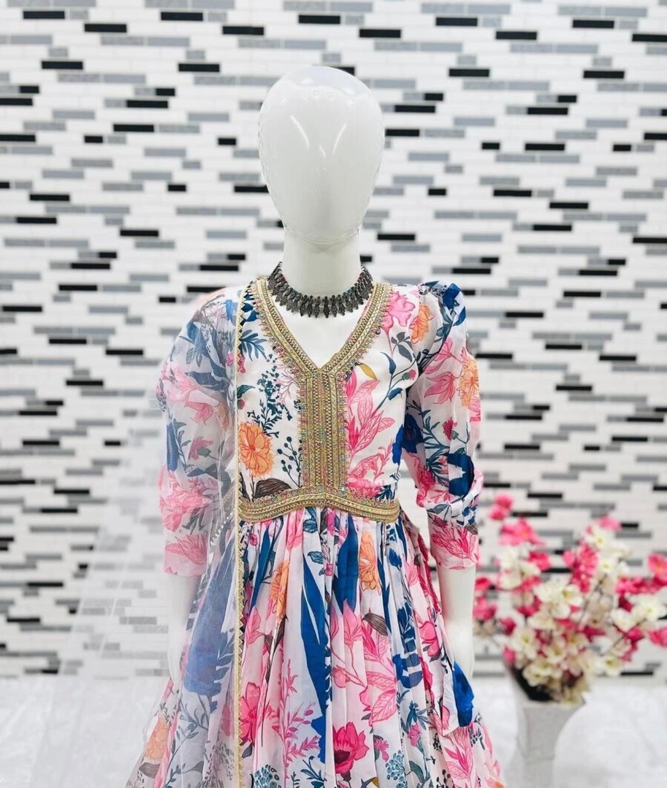 INDIAN DESIGNER GEORGETTE DIGITAL PRINT WORK KIDS GOWN WITH DUPATTA MULTI A3to5