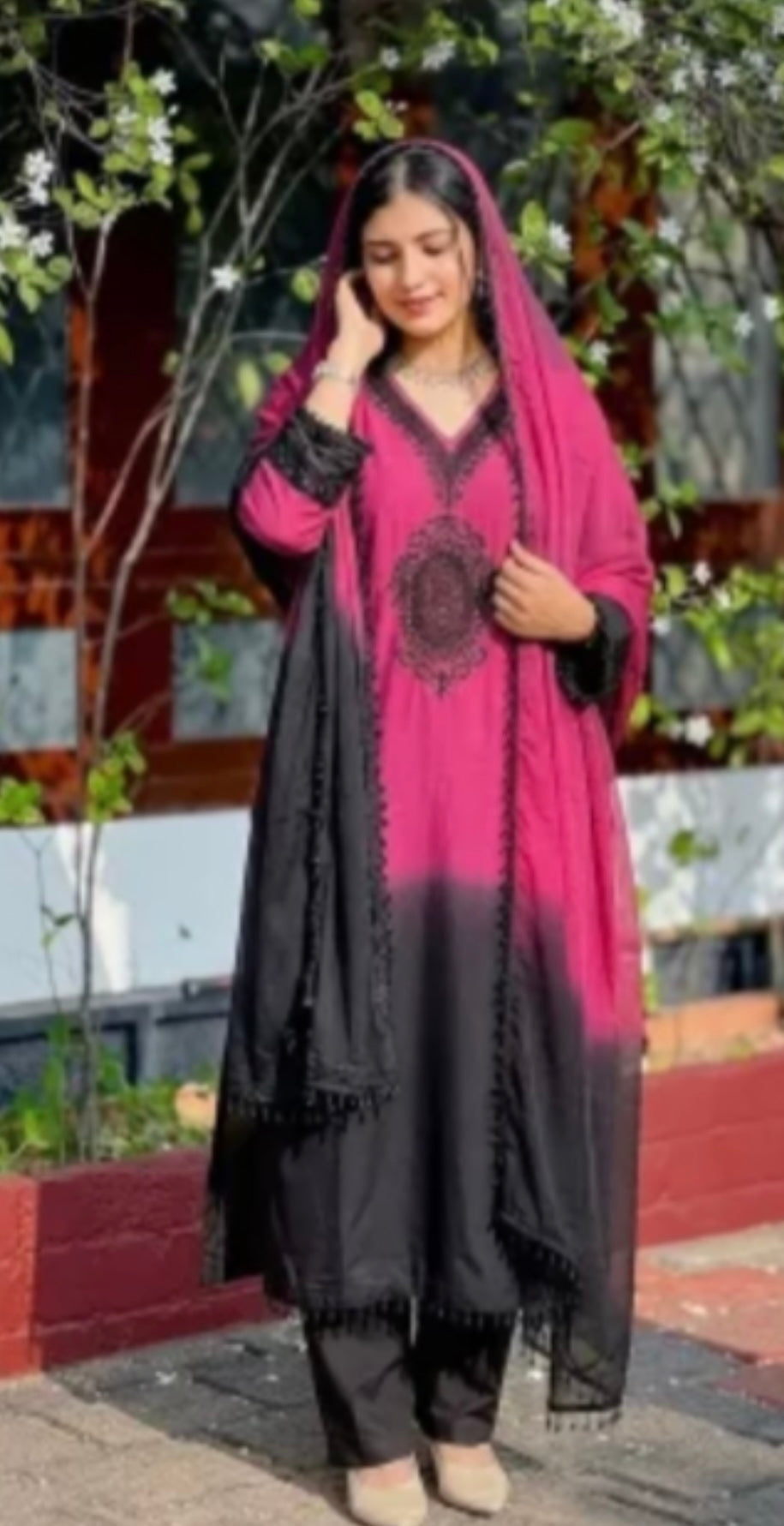 FANCY FRENCH
CREPE SILK
EMBROIDERY
BEADS WORK
TOP BOTTOM
WITH DUPATTA
PINK AND BLACK IN XL