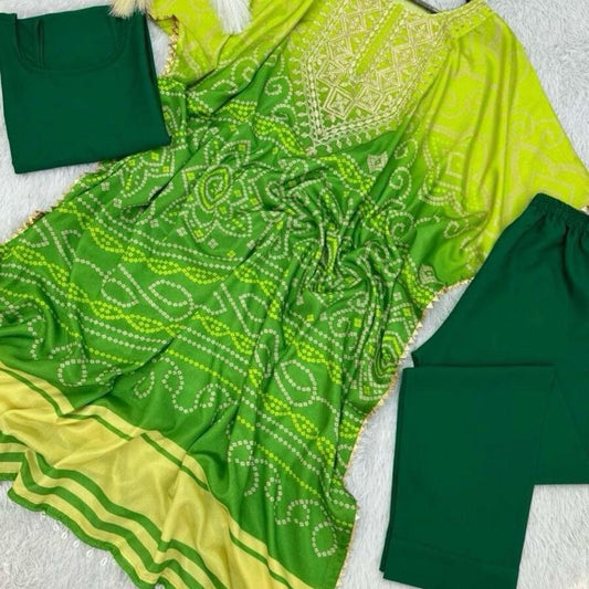 DESIGNER CHINON SILK DIGITAL PRINT EMBROIDERY WORK KAFTAN WITH BOTTOM GREEN