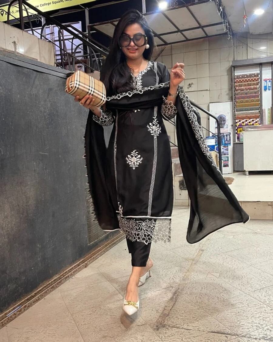 DESIGNER COTTON EMBROIDERY ARI WORK TOP BOTTOM WITH DUPATTA BLACK