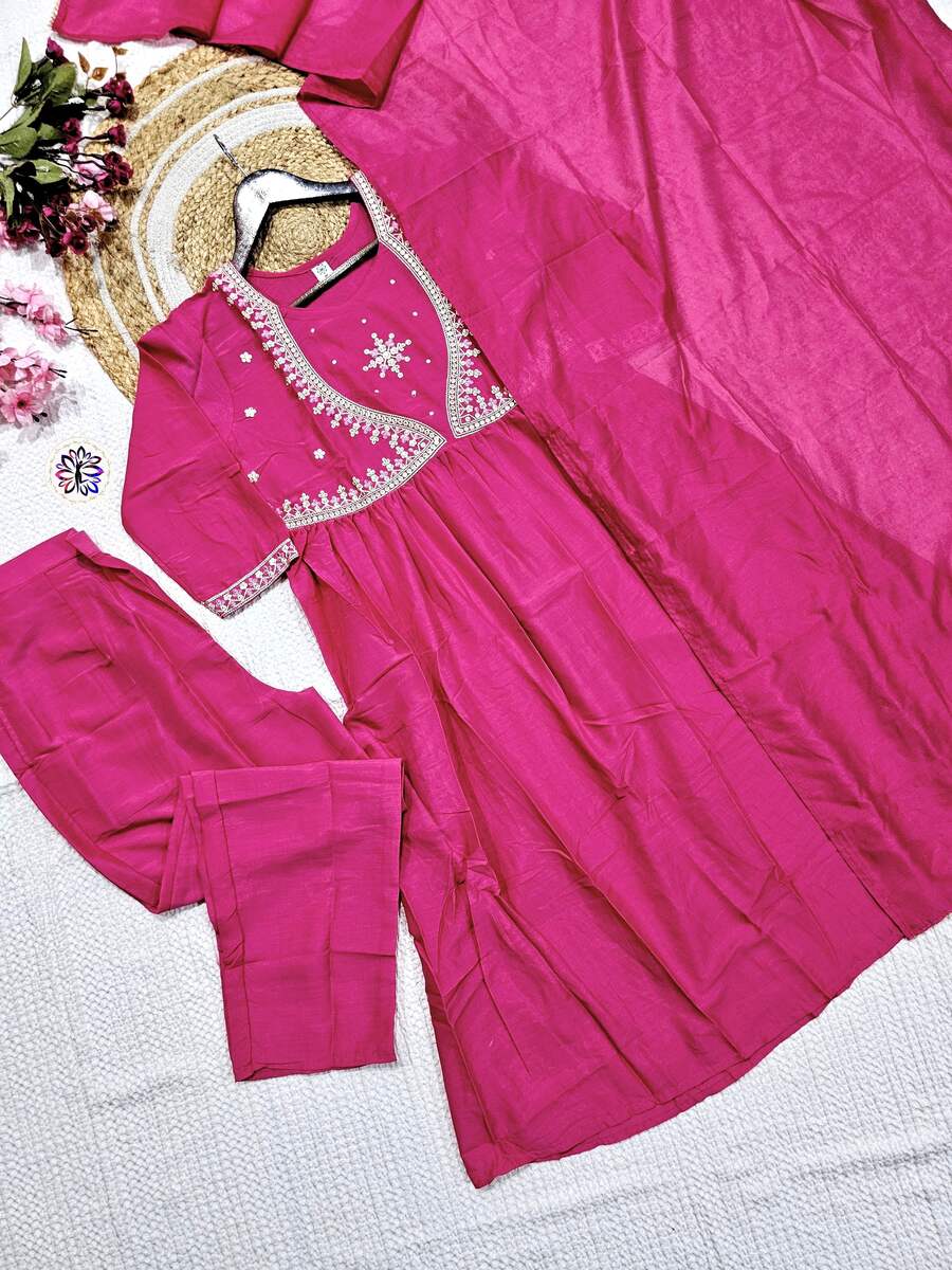 DESIGNER MUSLIN COTTON EMBROIDERY WORK TOP BOTTOM WITH DUPATTA PINK