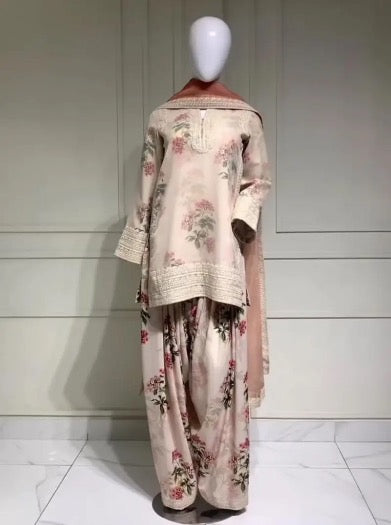 DESIGNER CHIFFON GEORGETTE DIGITAL PRINT WITH HEAVY EMBROIDERY WORK TOP PATIYALA WITH DUPATTA OFF WHITE IN LARGE