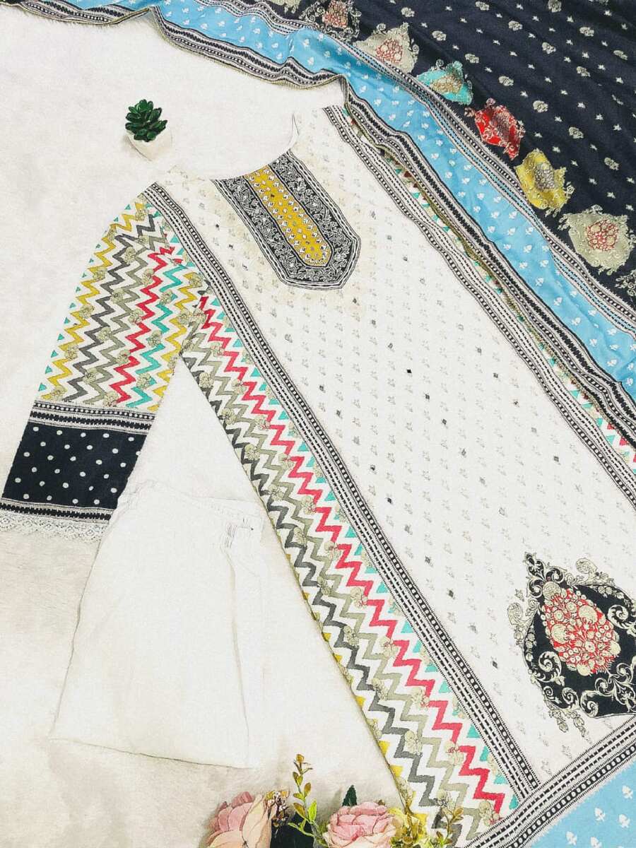 FANCY MUSLIN COTTON DIGITAL PRINTED REAL MIRROR HAND WORK TOP BOTTOM WITH DUPATTA WHITE