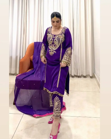 FANCY GEORGETTE EMBROIDERY SEQUENCE WORK WITH FANCY LACE BORDER WORK TOP BOTTOM WITH DUPATTA PUPRLE