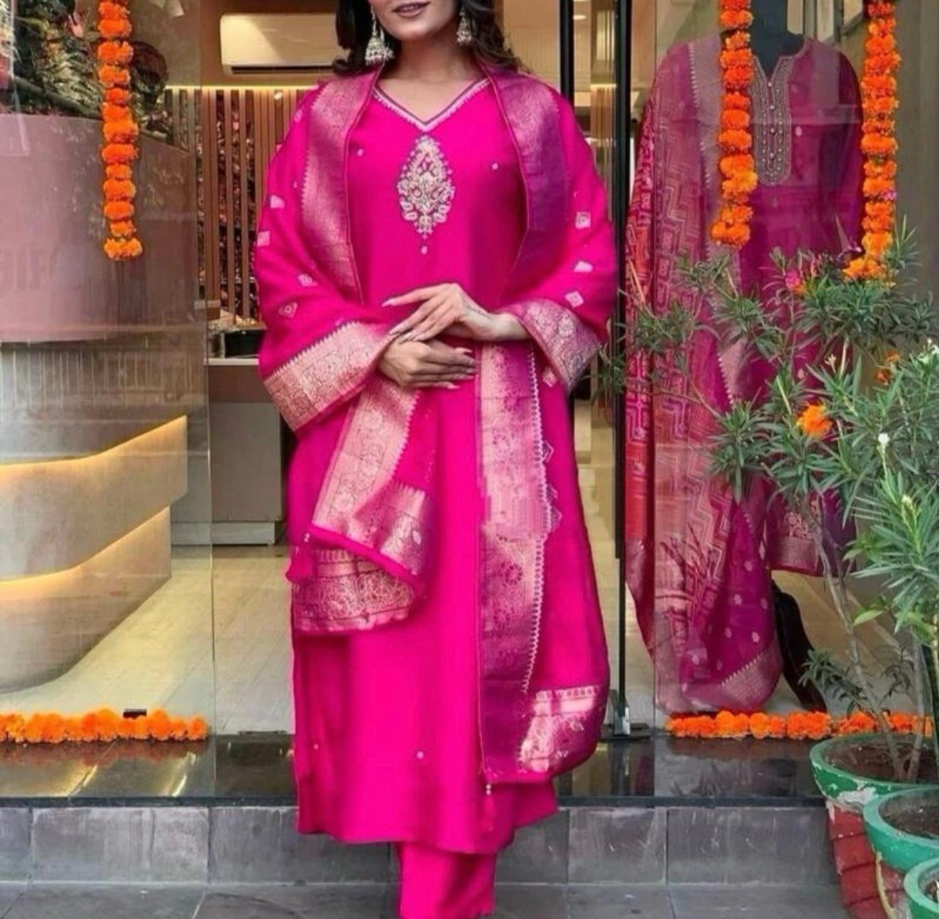 INDIAN GORGEOUS CHANDERI SILK EMBROIDERY WORK TOP BOTTOM WITH DUPATTA SIZE 40