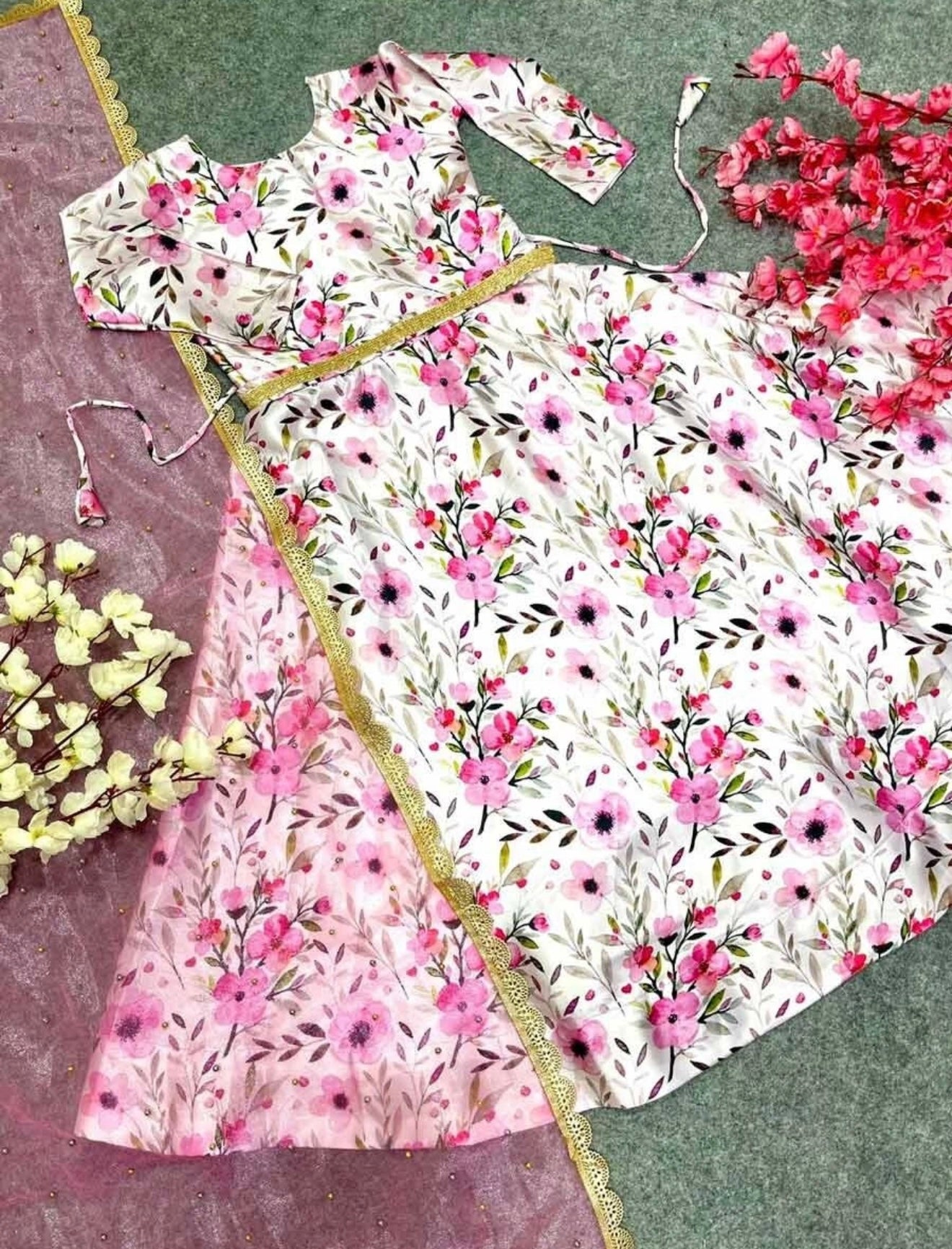 Kids Indian Traditional DIGITAL PRINT WORK GOWN WITH DUPATTA PINK age 3 to 5.