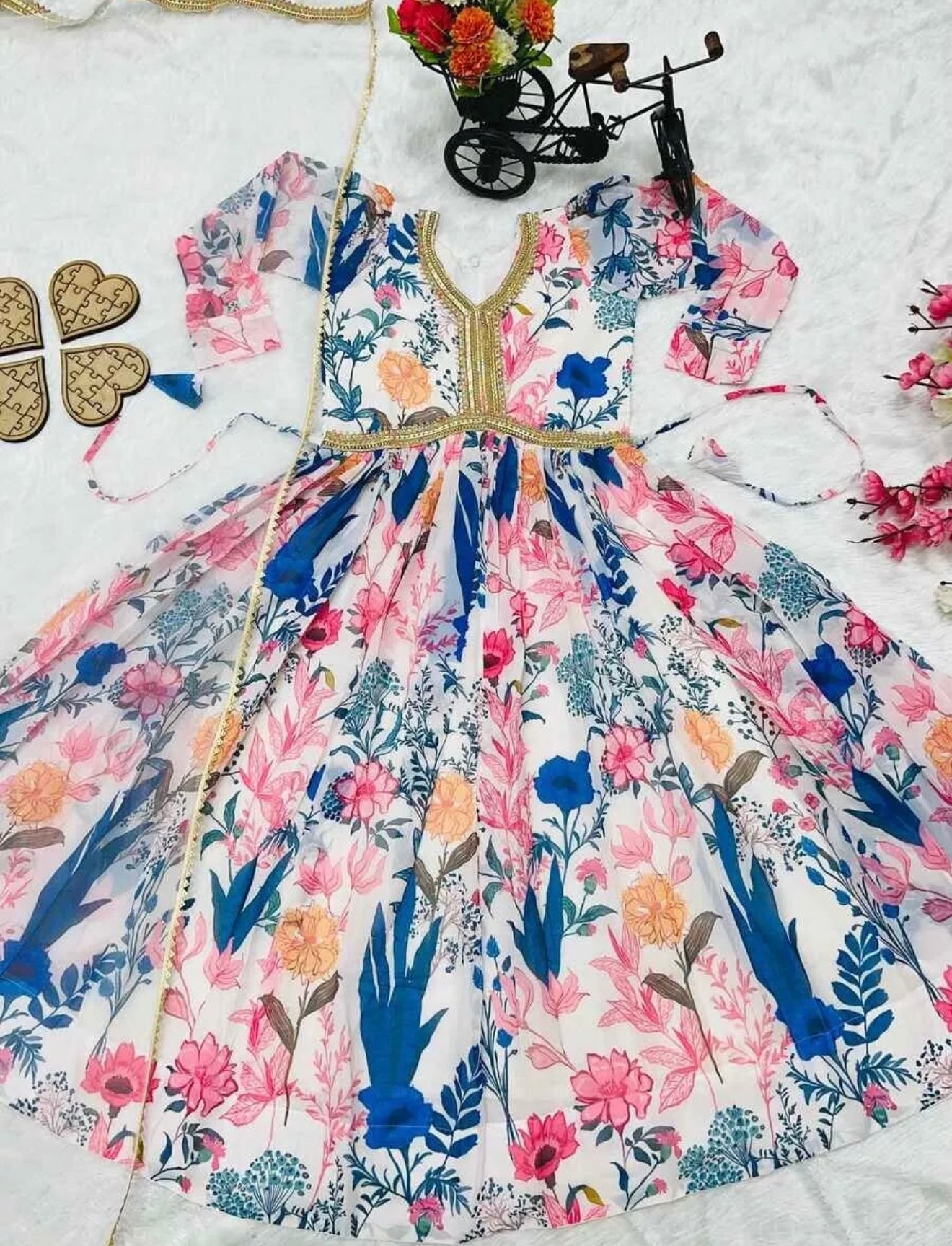 INDIAN DESIGNER GEORGETTE DIGITAL PRINT WORK KIDS GOWN WITH DUPATTA MULTI A3to5