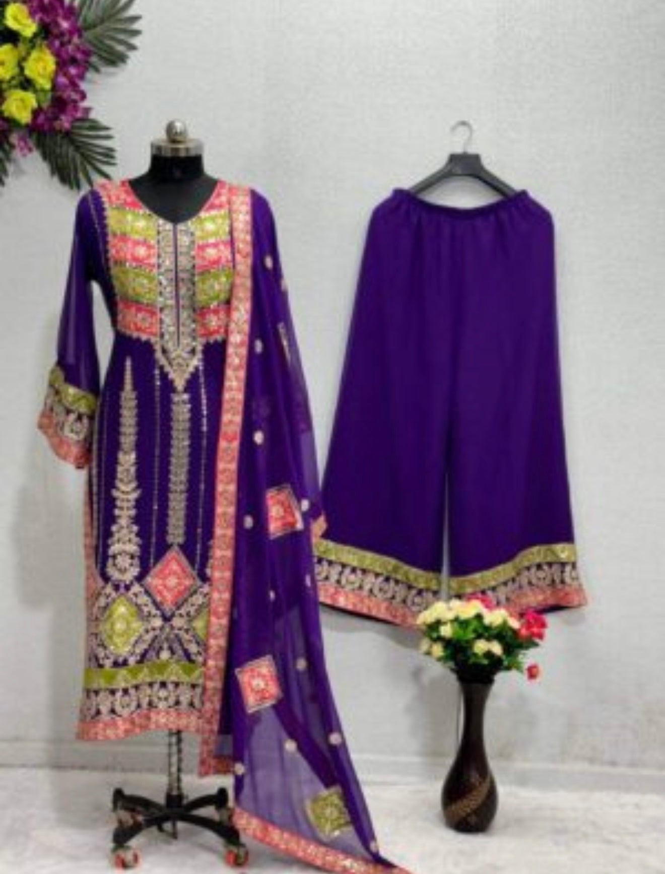DESIGNER GEORGETTE
CHINE
SEQUENCE WORK TOP
PALAZZO WITH DUPATTA VIOLET IN SIZE M-38