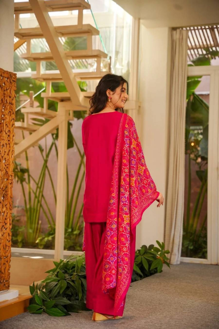 NEW ARRIVAL FRENCH CREPE PLAIN TOP PATIYALA WITH DUPATTA RANI