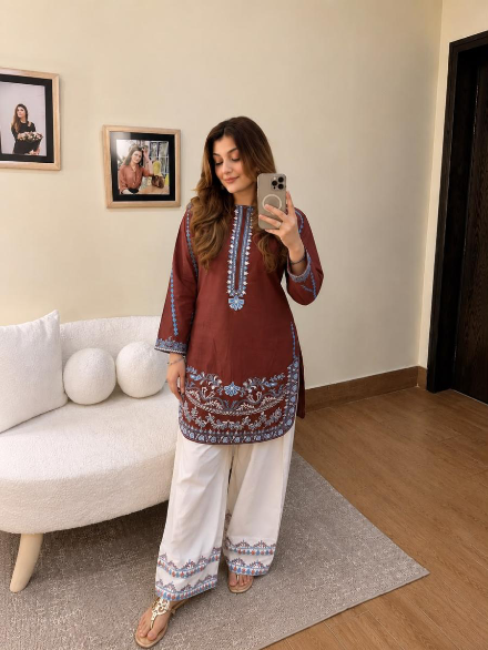 DESIGNER FRENCH CREPE THREAD EMBROIDERY WORK KURTI PALAZZO SET BROWN AND WHITE IN SIZE XL
