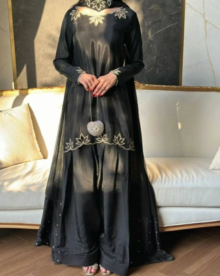 DESIGNER NATURAL CREPE EMBROIDERY AND MOTI WORK TOP PATIYALA WITH DUPATTA