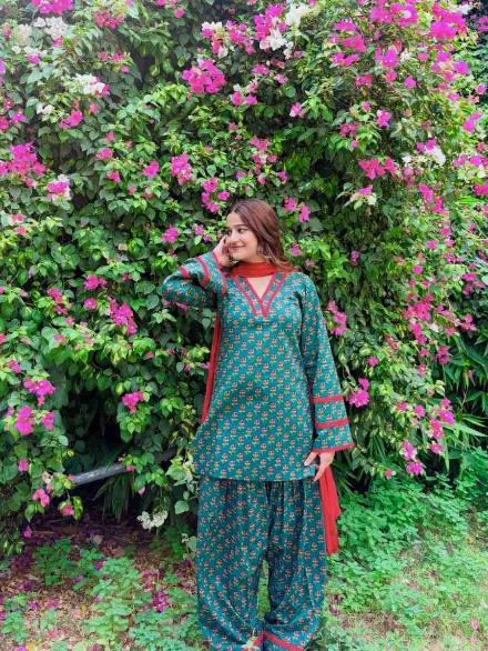 MODERN PURE NATURAL CREPE DIGITAL PRINT TOP PATIYALA WITH DUPATTA GREEN