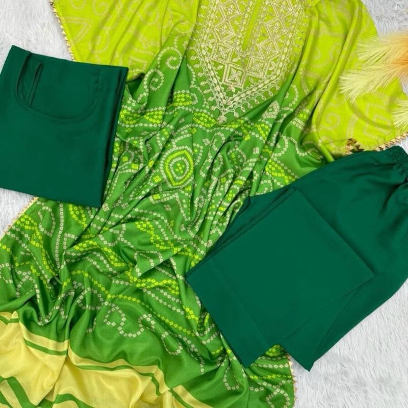 DESIGNER CHINON SILK DIGITAL PRINT EMBROIDERY WORK KAFTAN WITH BOTTOM GREEN