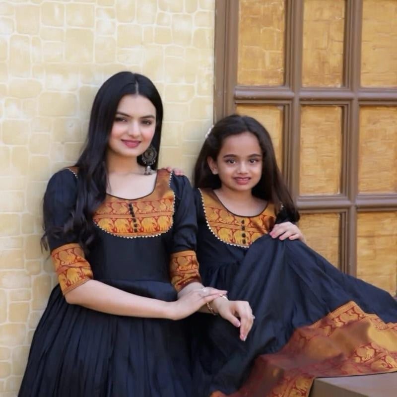 Indian traditional MOTHER&DAUGHTER COMBO GOWN IN BLACK PARTY WEAR WITH ZARI WORK