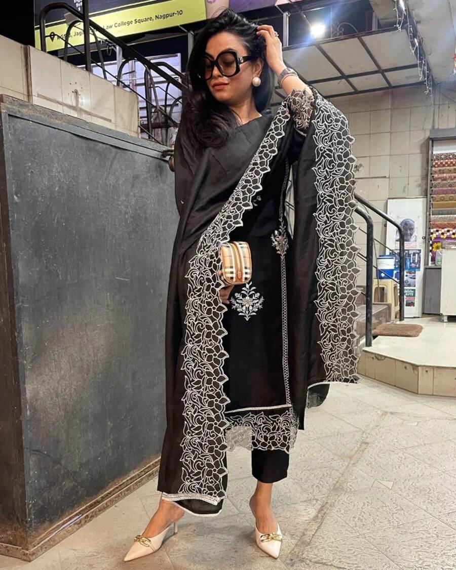 DESIGNER COTTON EMBROIDERY ARI WORK TOP BOTTOM WITH DUPATTA BLACK