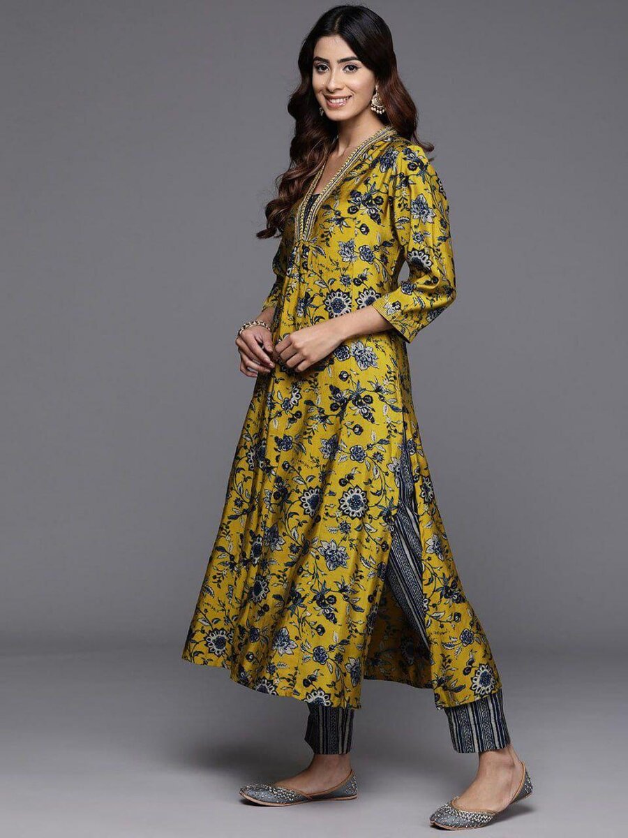 LATEST COTTON FLORAL PRINT TOP BOTTOM WITH DUPATTA YELLOW