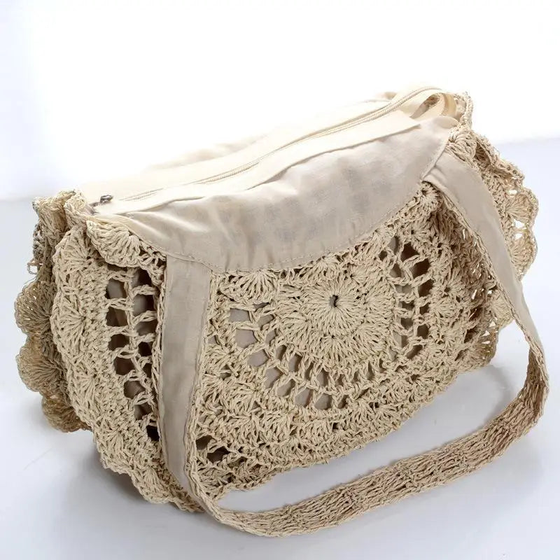 Round Straw Woven Tote Bag Handmade Hollow Design Big Capacity For Summer Beaches